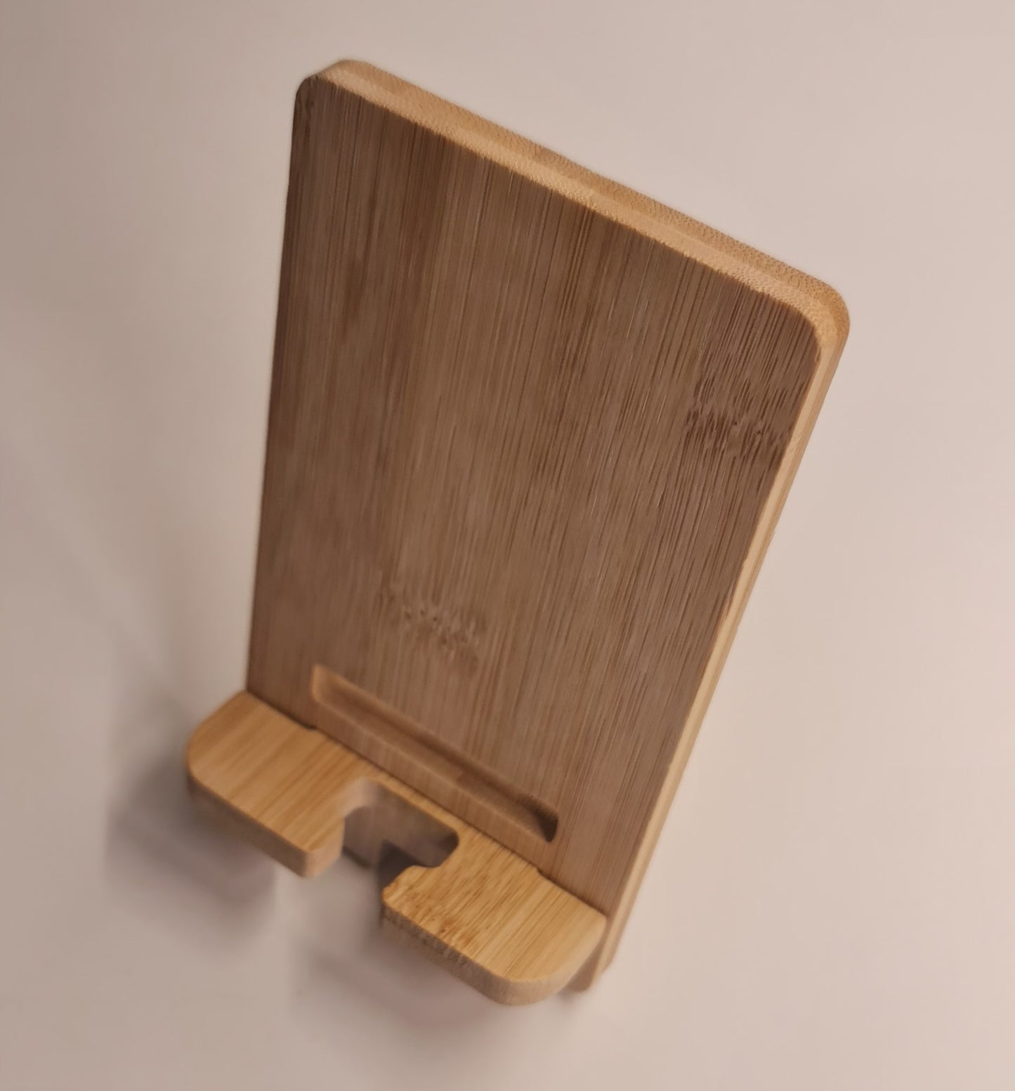 Support Smartphone WOOW™ en Bois – Élégant, Compact ou Ultra Stable